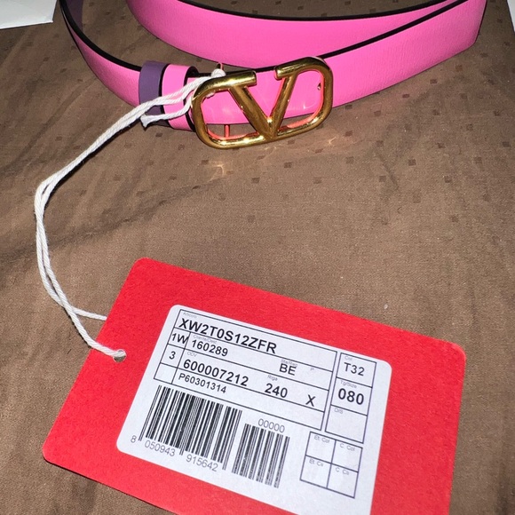 VALENTINO GARAVANI
Pink & Purple VLogo Reversible Belt - Picture 4 of 5